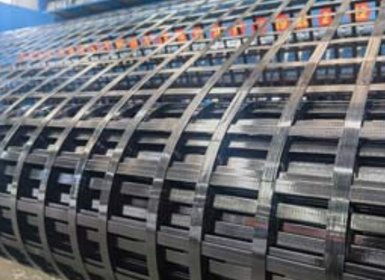 东莞生态园钢塑土工格栅：基建“隐形脊梁”的绿色智造与长寿命进化论